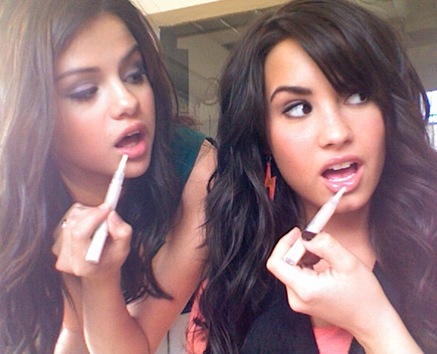 Selena Gomez y Demi Lovato recibiran juntas el 2012